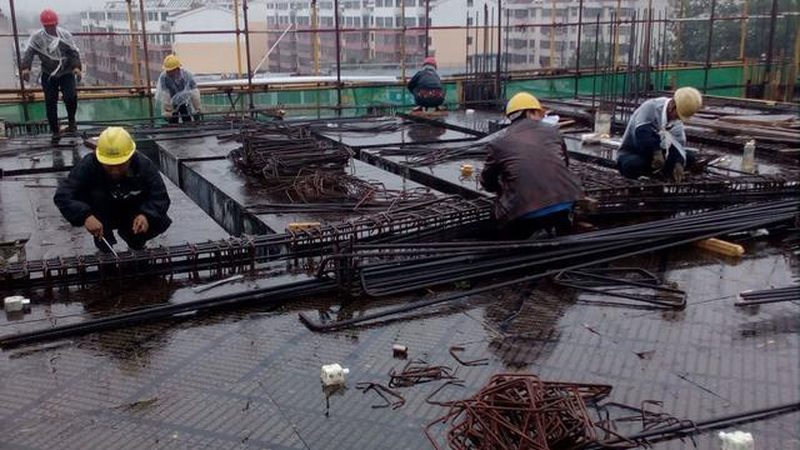 桥梁设计参数：不只是数字，更是安全与经济的平衡杆